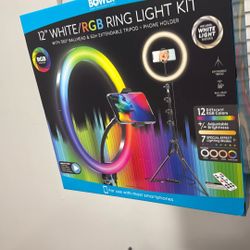 VIRAL RING LIGHT