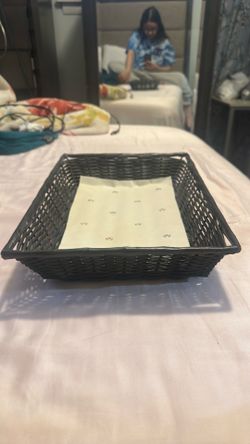 Storage bin