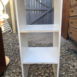 Shelves / Bookcase