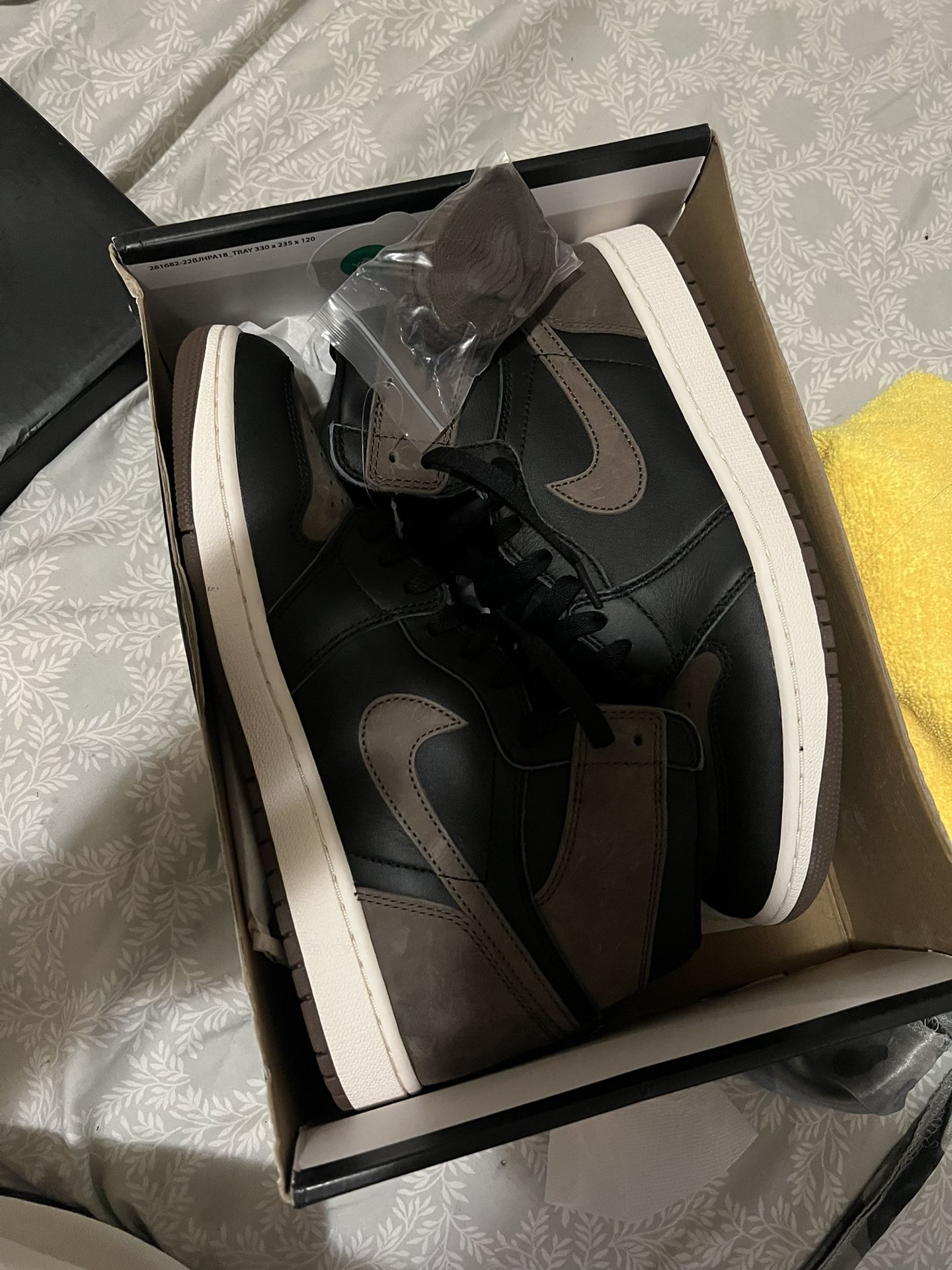 Palomino Nike Air Jordan 1 Size 10.5