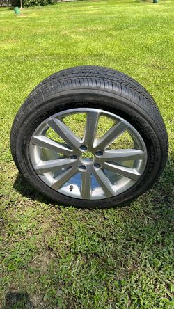 235/45 R17 Michelin tire