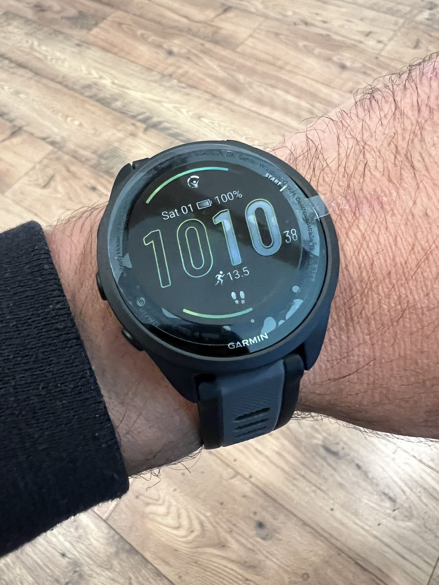 Garmin Forerunner 165 w/ music