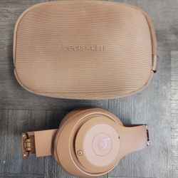 Beats Studio Pro x Kim Kardashian – Bluetooth Noise Cancelling Headphones,Personalized Spatial Audio, USB-C Lossless Audio, Apple & Android 