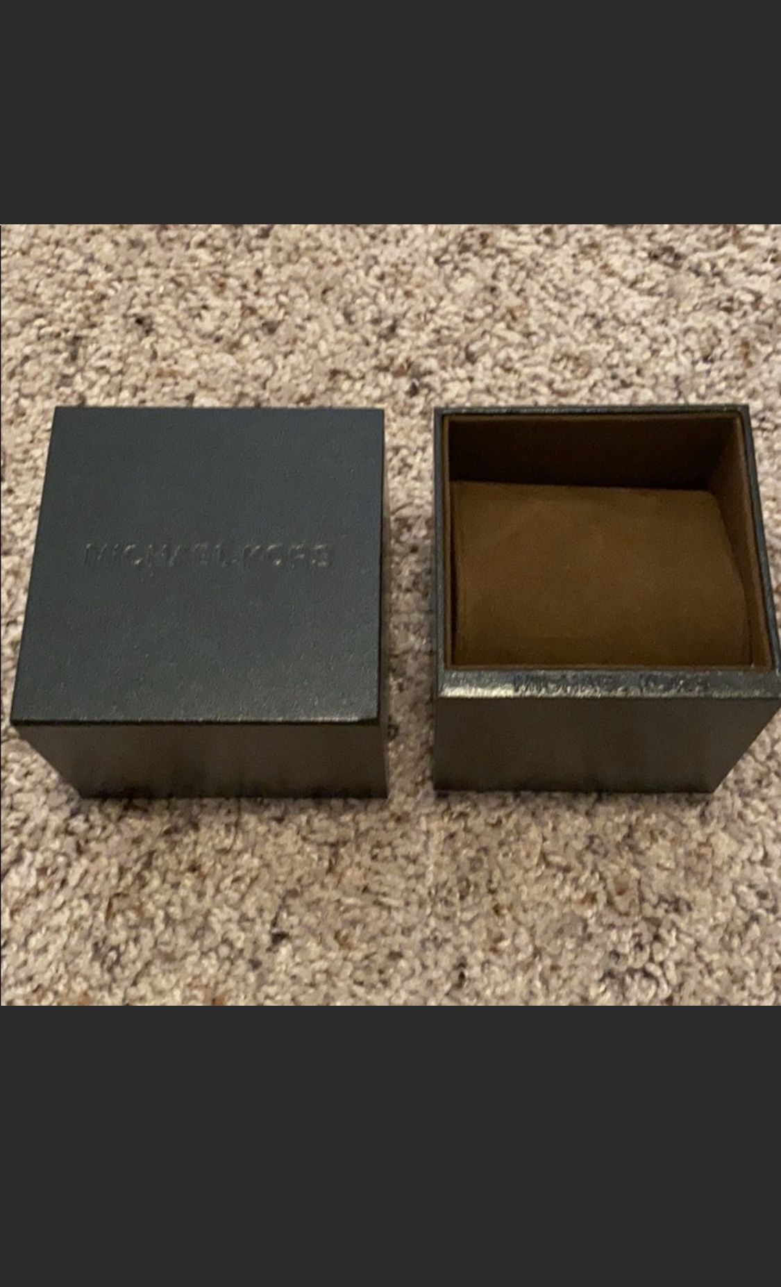 Michael Kors Watch Box