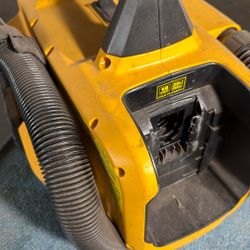 Dewalt Vacuum