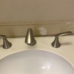 Wide Spread Faucet 