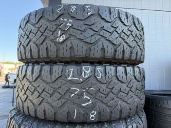 Pair Of 2 Used Goodyear Wrangler Duratrac LT285/75/R18