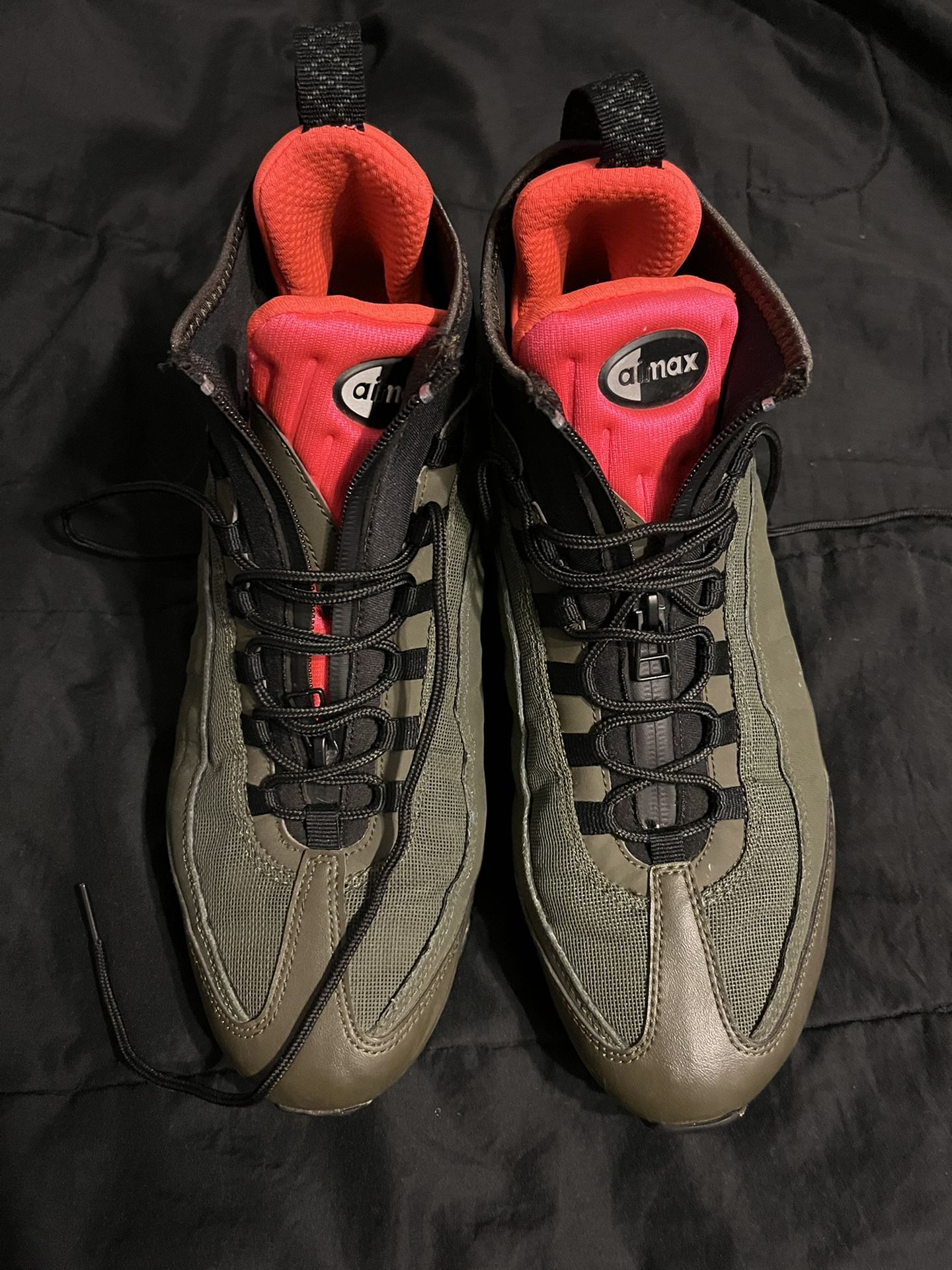 Nike AirMax Sneaker Boot