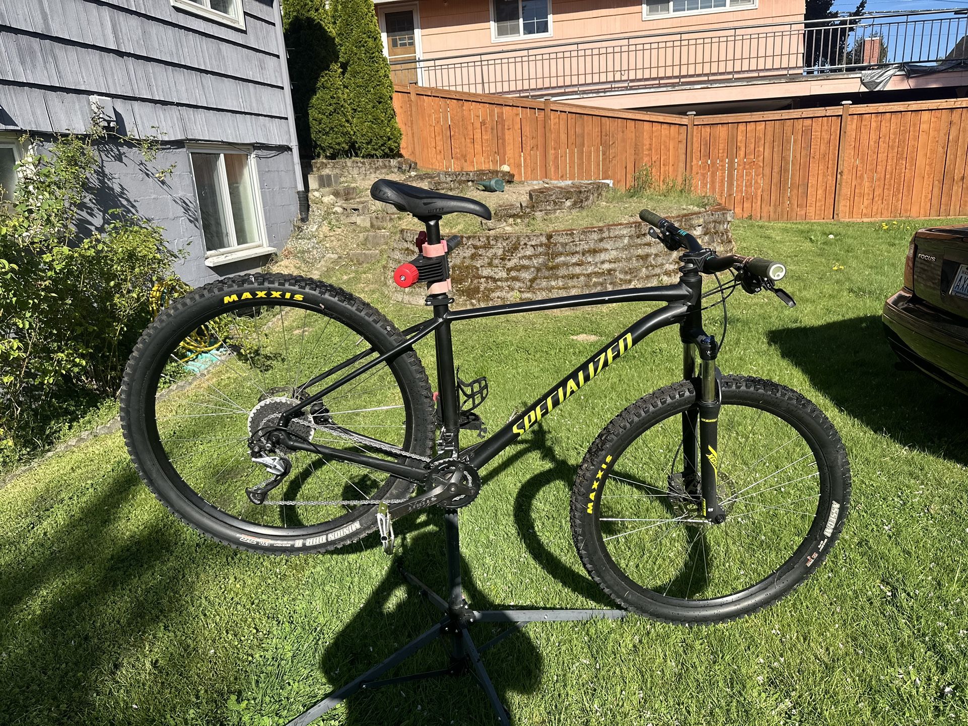 Specialized Rockhopper 29in LRG frame