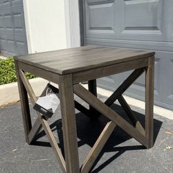 Haroflyn Gray Square End Table | Signature Design by Ashley