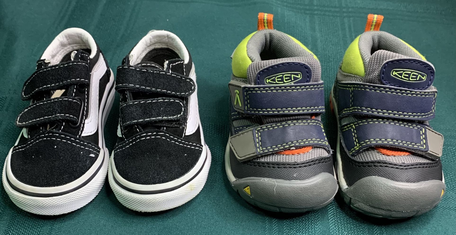 Two pair of toddler boy size 4 shoes - Cans and Keens - worn once like new 