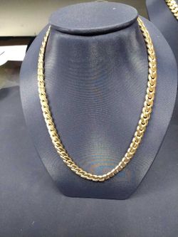 Cuban Link Chain - Yellow Gold 14k (.585) 77.8 grams 24 inch