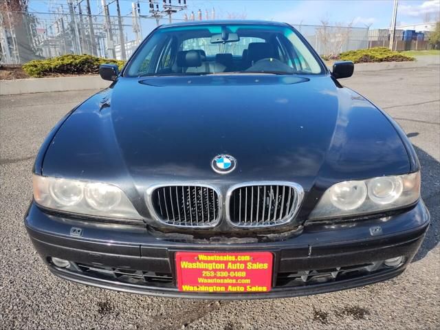 2001 BMW 525iA