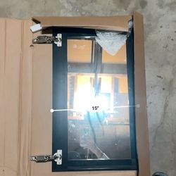 Medicine cabinet With 3x Mirrors 