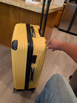 Like new suitcase YELLOW