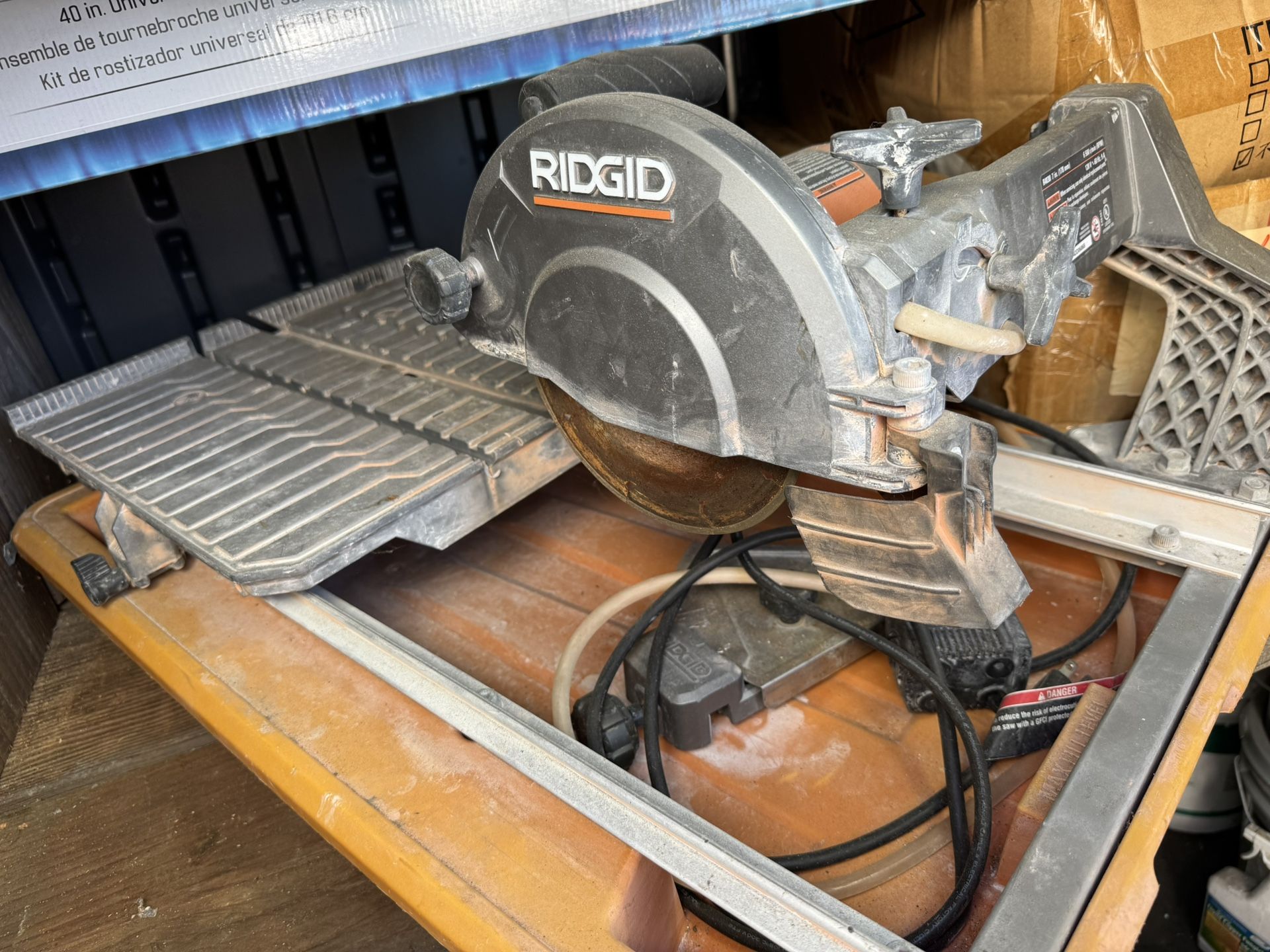 Wet Tile Saw 