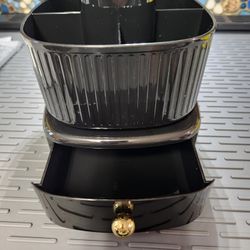 Rotating Makeup Brush Organizer