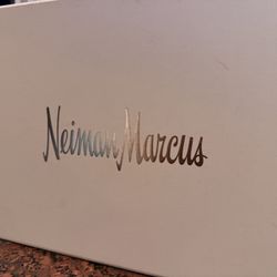 Neiman Marcus Gift Box