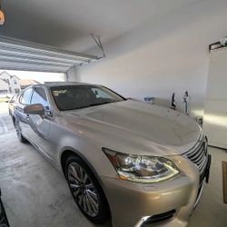 2013 Lexus LS 460