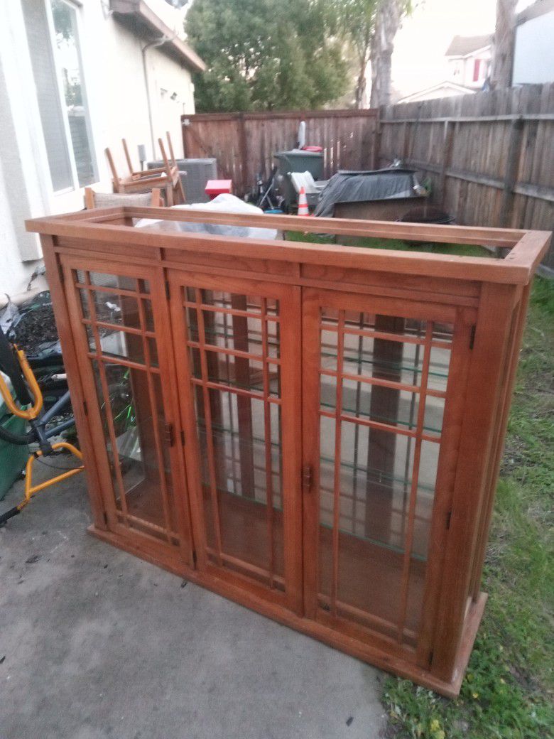 China Cabinet With Mirror And Lights 