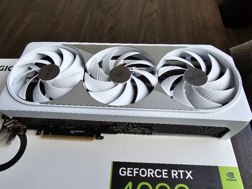 Gigabyte Aero RTX 4090 OC