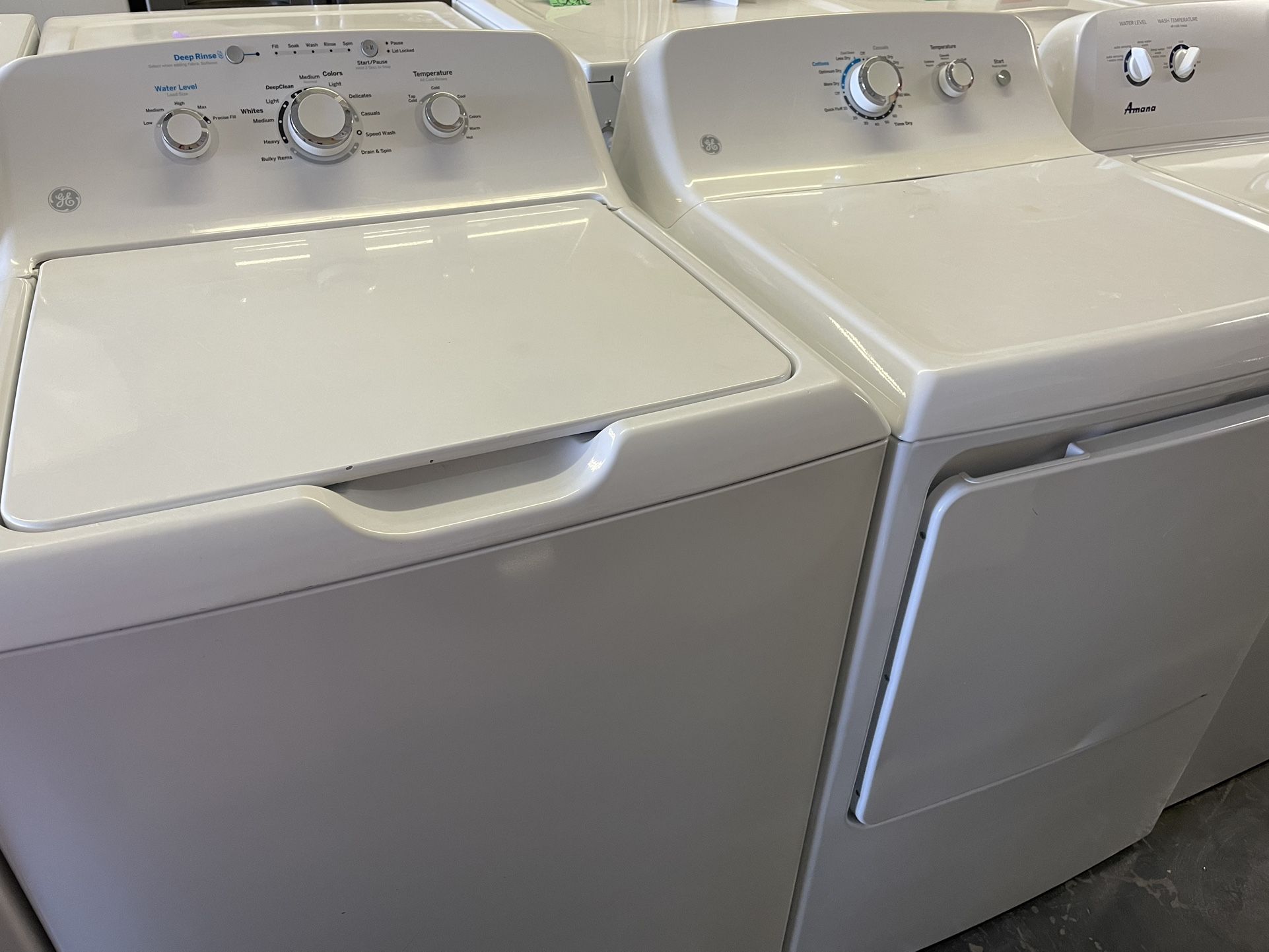 GE* 4.2cu.ft Washer and 7.2 cu.ft Electric Dryer Set