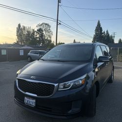2015 KIA Sedona