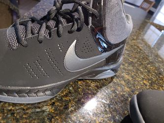 Nike Mens Air Visi Vi Nbk Black/Anthracite Ankle-High Nubuck Basketball Shoe - for Sale in Tacoma, WA - OfferUp