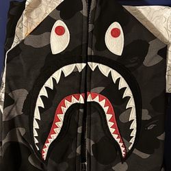 Size Large Bape Hoodie