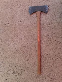 Double blade axe