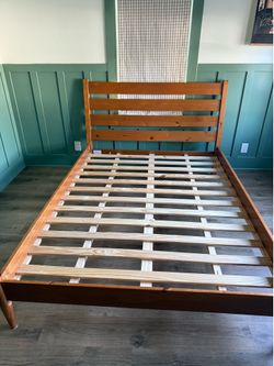 Bed frame queen wood slat