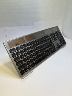 Macally Bluetooth Keyboard Ultra-Slim USB-C Mac and PC 2 USB-A Ports 1 USB-C Port Windows MaxOs X Chrome OS 