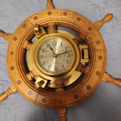 Porthole Clock