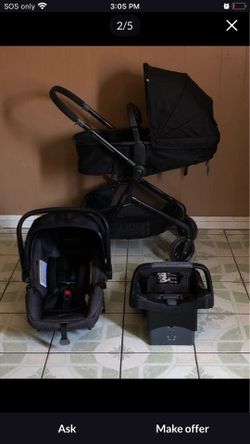 LIKE NEW. EVENFLO PIVOT MODULAR TRAVEL SYSTEM STROLLER CAR SEAT AND BASSINET 3 IN 1