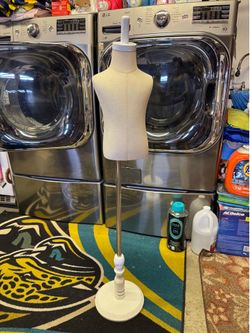 Kids dress form (mannequin)