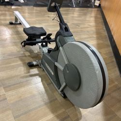 Matrix Fitness Roger Machine