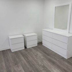 Dresser whit mirror and 2 nightstands - Cómoda con espejo y 2 mesitas de noche