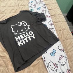 Women’s 2 Pc Hello Kitty Pajama. Size XL