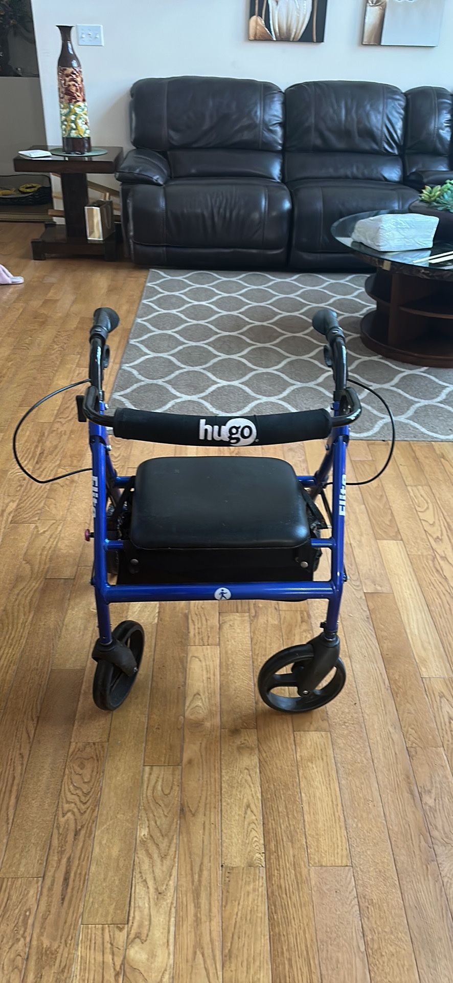 Hugo Elite Rolling Walker With Seat