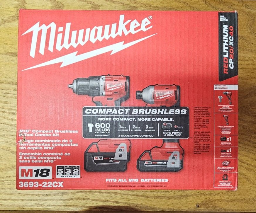 Milwaukee
M18 18-Volt Lithium-Ion Brushless Cordless Compact Hammer Drill/Impact Combo Kit (2-Tool) with (2) Batteries, Bag