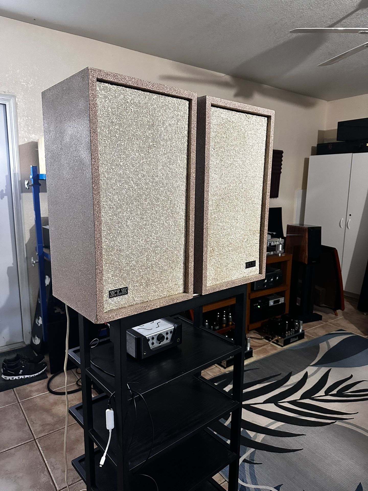 KLH Model Six 6 Vintage Speakers Sounds Amazing