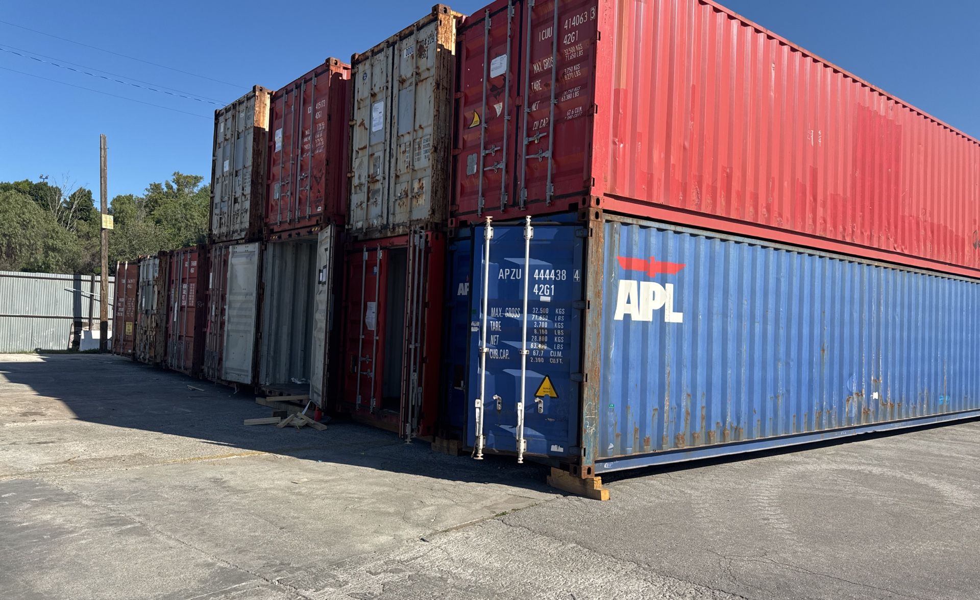 40’ Containers
