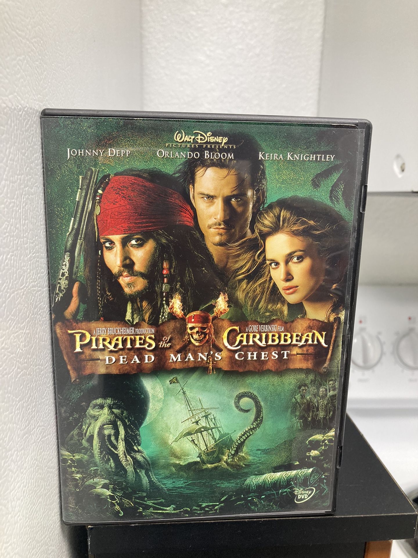 Pirates Of The Caribbean: Dead’s Man’s Chest DVD