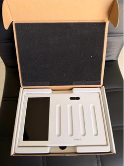 Brilliant Smart Home Control Panel (4-Switch)
