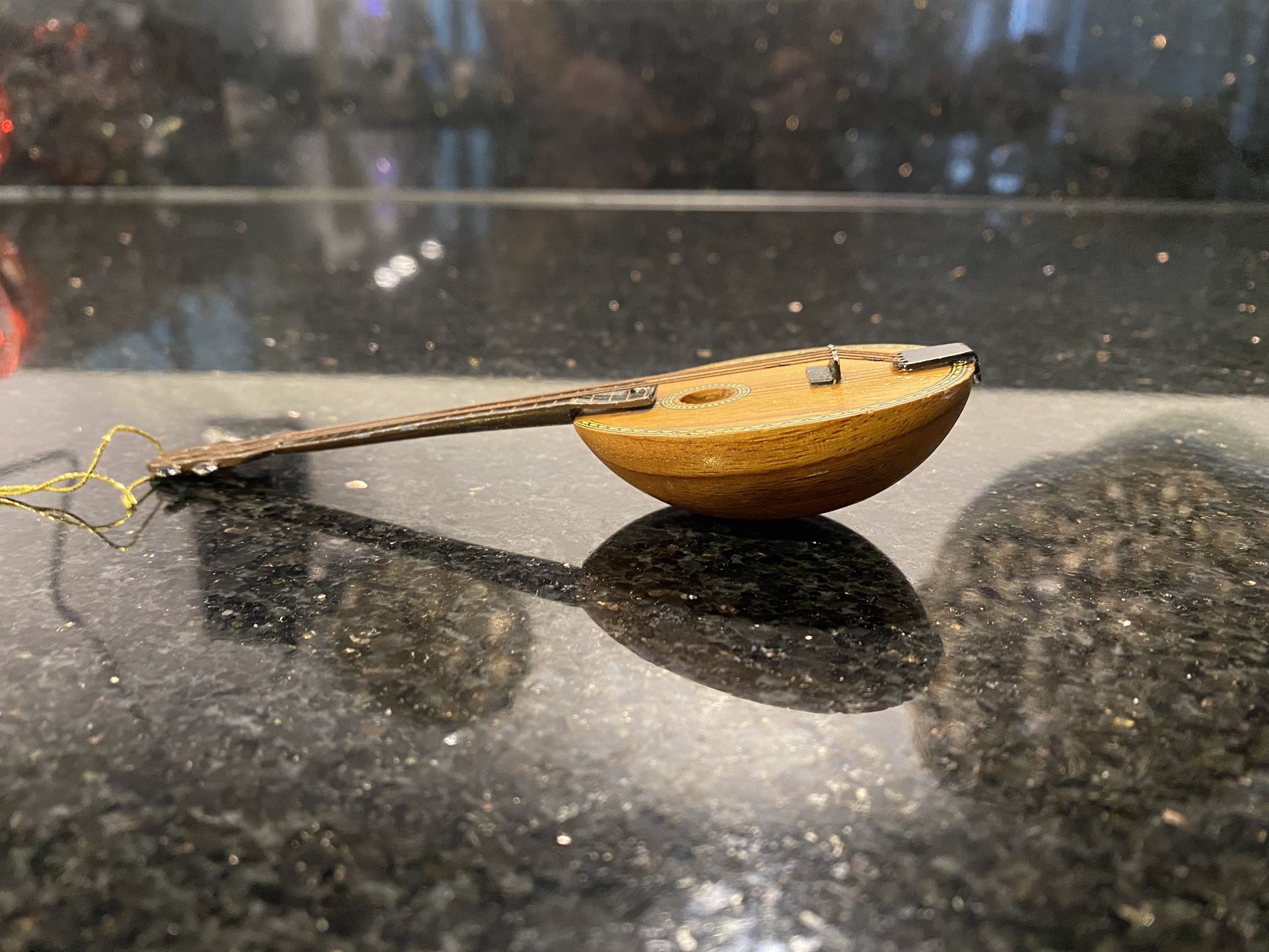 Realistic Miniature Detailed Musical Instrument MANDOLIN/OUD Ornament