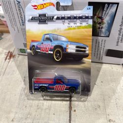 Hot Wheels Chevy 1500 