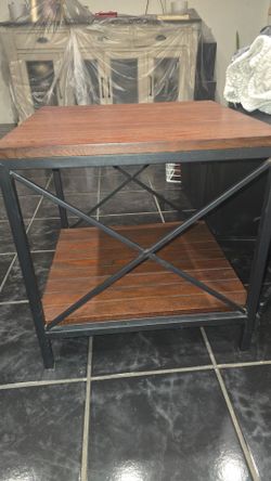 Living room end table