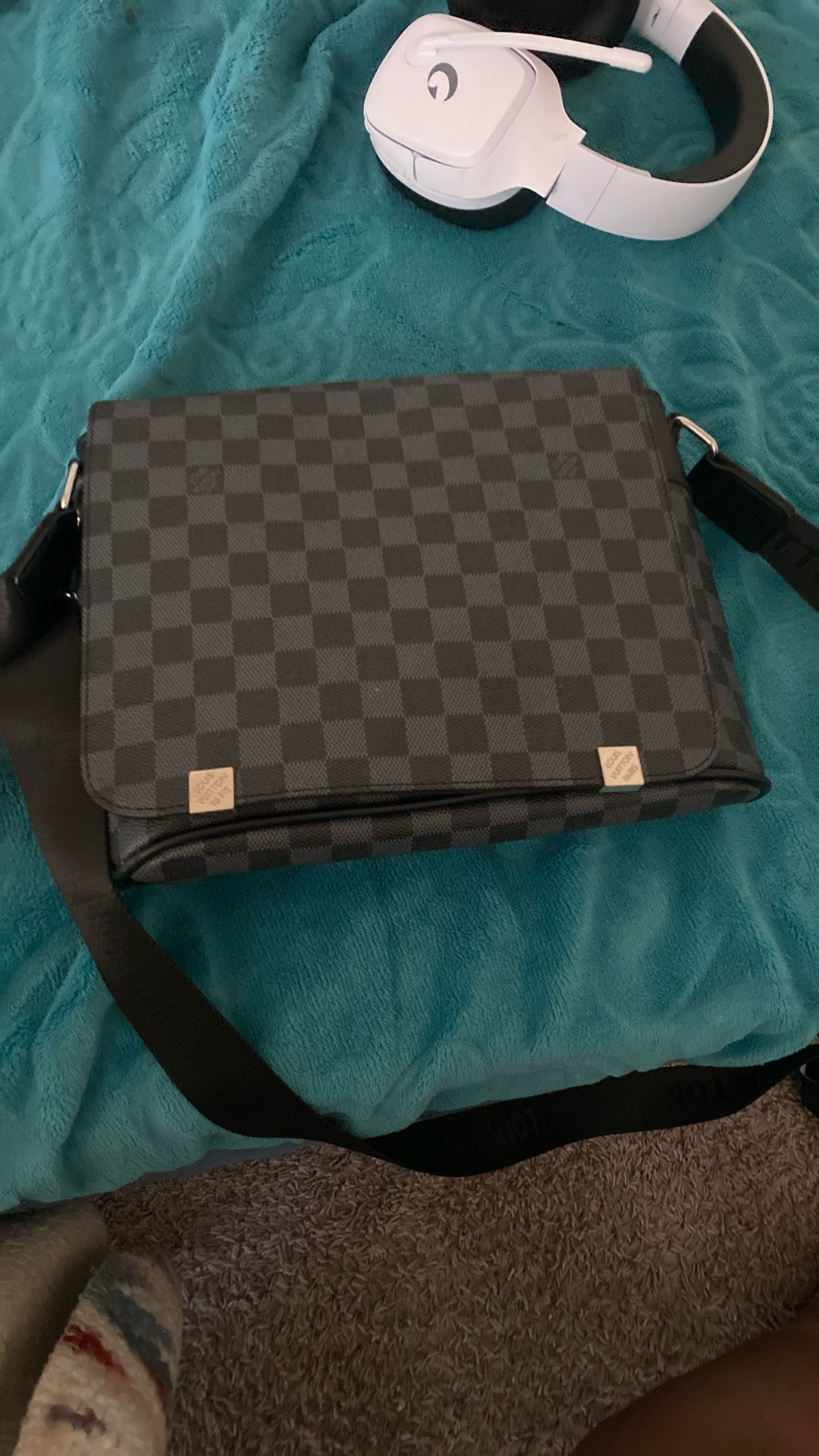 Lv Messenger Bag