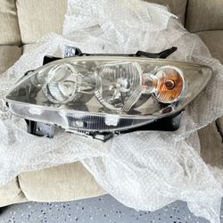 Headlight Driver Side Mazda MPV 2004-06