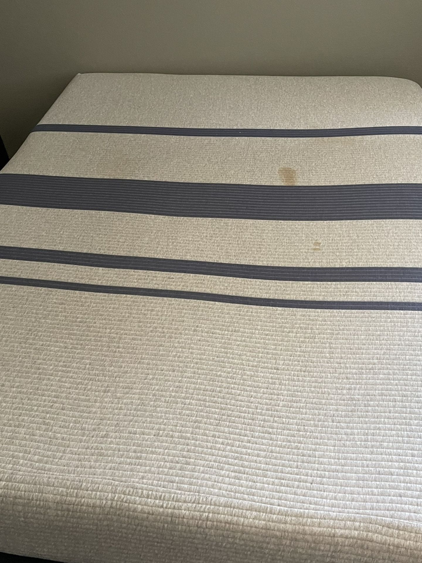 Queen Memory Foam Mattress Boxspring